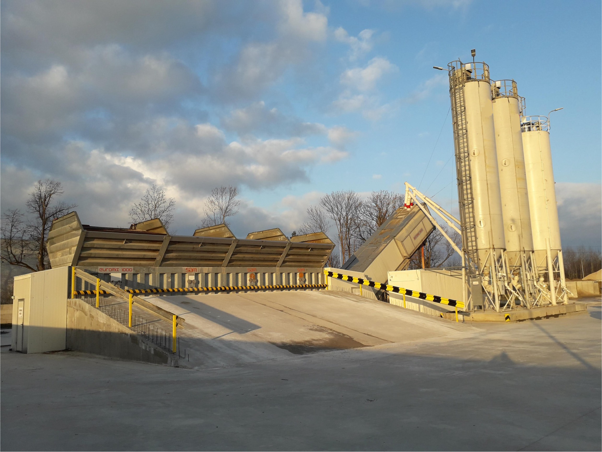 SBM EUROMIX ® 1000 – 128 L