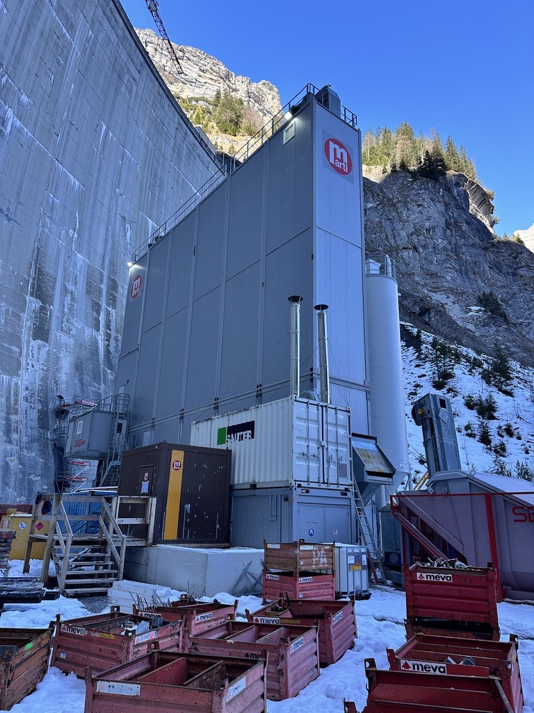 Die Betonmischanlage SBM Variomix 2000-500 V ist in der Slowakei angekommen